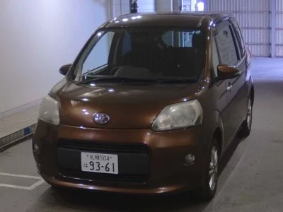 TOYOTA PORTE