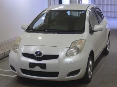 TOYOTA VITZ