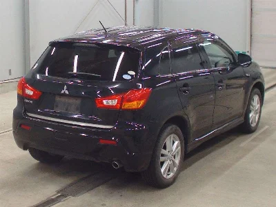 MITSUBISHI RVR