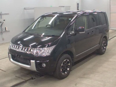 MITSUBISHI DELICA D5