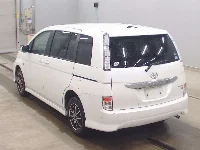 Цена авто Toyota Isis с аукционов Японии, номер кузова ZGM15W, пробег 158 000, оценка 2