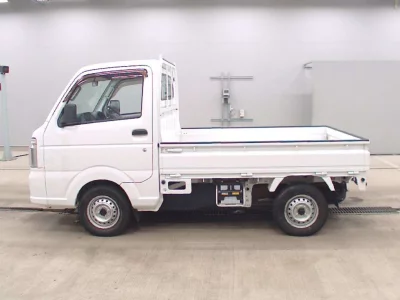 NISSAN CLIPPER TRUCK