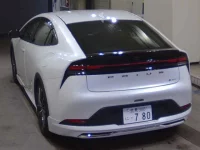 Цена авто Toyota Prius с аукционов Японии, номер кузова MXWF65, пробег 21 000, оценка 8