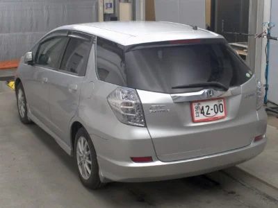 HONDA FIT SHUTTLE