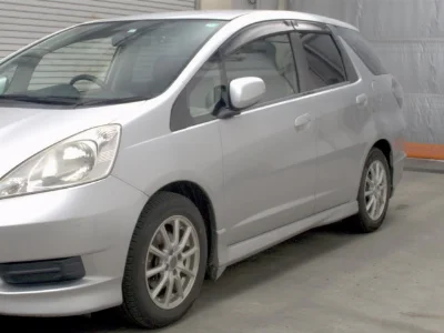 HONDA FIT SHUTTLE
