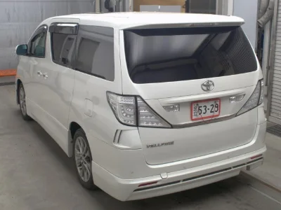TOYOTA VELLFIRE