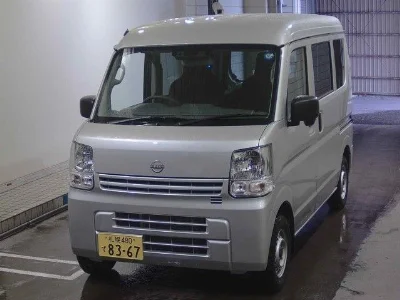 NISSAN CLIPPER VAN
