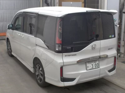 HONDA STEP WAGON
