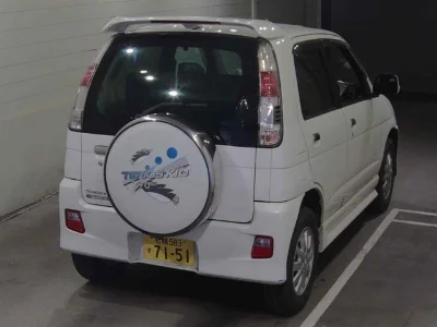 DAIHATSU TERIOS KID