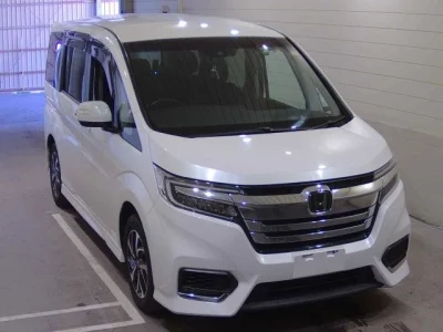Honda STEPWGN SPADA