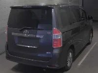 Цена авто Toyota Noah с аукционов Японии, номер кузова ZRR75W, пробег 125 000, оценка 2