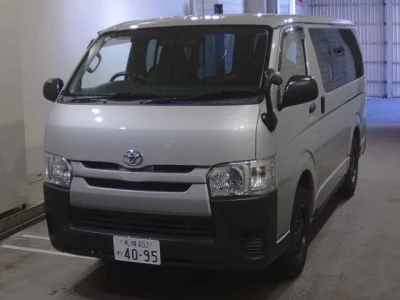 TOYOTA REGIUS VAN