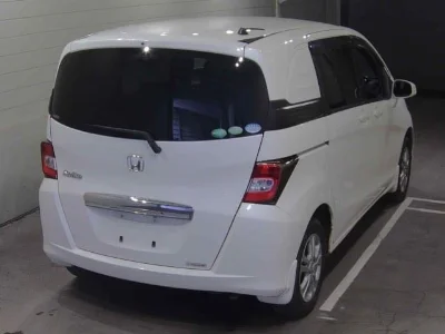 HONDA FREED SPIKE