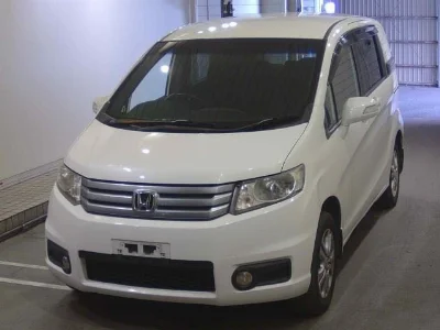 HONDA FREED SPIKE