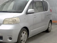 Цена авто Toyota Porte с аукционов Японии, номер кузова NNP10, пробег 73 000, оценка 8