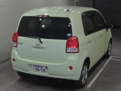 TOYOTA PORTE