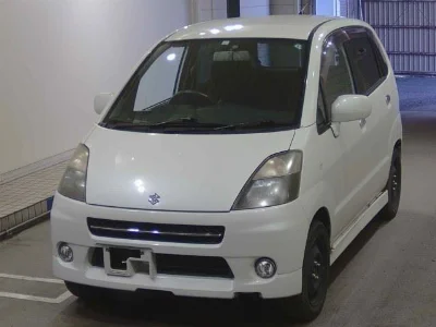 SUZUKI MRWAGON