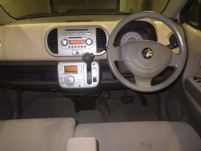 SUZUKI MRWAGON