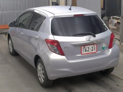 TOYOTA VITZ