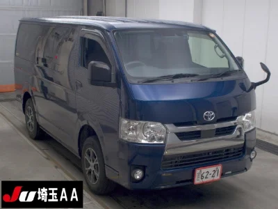TOYOTA HIACE VAN