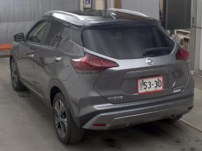 NISSAN KICKS