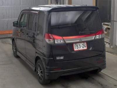 MITSUBISHI DELICA D2