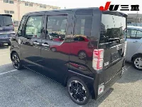 Toyota Pixis Mega