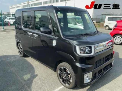 TOYOTA PIXIS MEGA