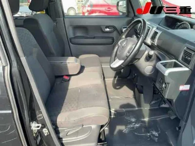TOYOTA PIXIS MEGA