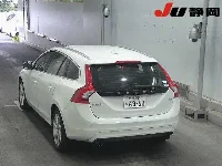 Цена авто Volvo V60 с аукционов Японии, номер кузова FB4164T, пробег 65 000, оценка 8