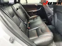 Цена авто Volvo V60 с аукционов Японии, номер кузова FB4164T, пробег 65 000, оценка 8