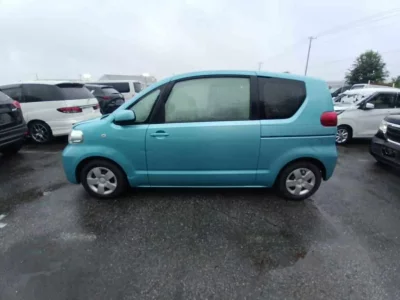 TOYOTA PORTE