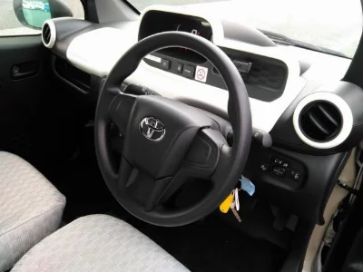 TOYOTA C+POD