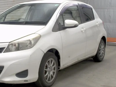 TOYOTA VITZ
