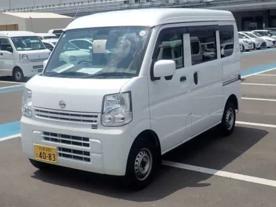 NISSAN CLIPPER VAN
