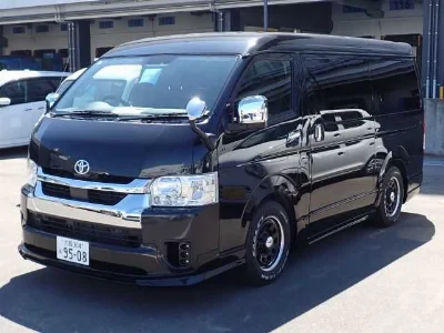 TOYOTA HIACE