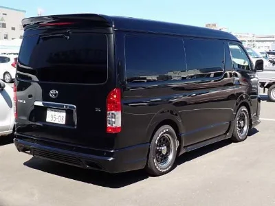 TOYOTA HIACE