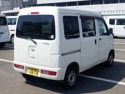 DAIHATSU HIJET VAN