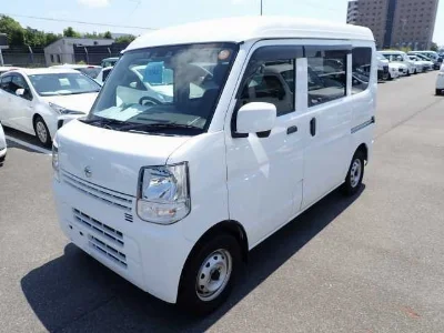 NISSAN CLIPPER VAN