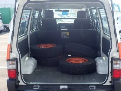 MAZDA BONGO VAN