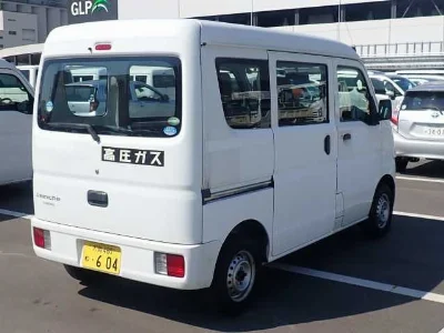 MITSUBISHI MINICAB