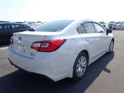 SUBARU LEGACY B4