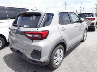DAIHATSU ROCKY