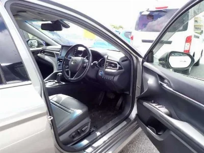 DAIHATSU ALTIS