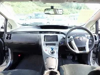 Цена авто Toyota Prius с аукционов Японии, номер кузова ZVW30, пробег 121 000, оценка 6