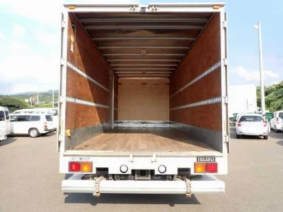 ISUZU FORWARD