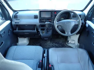 DAIHATSU HIJET VAN