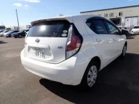 Цена авто Toyota Aqua с аукционов Японии, номер кузова NHP10, пробег 113 000, оценка 6