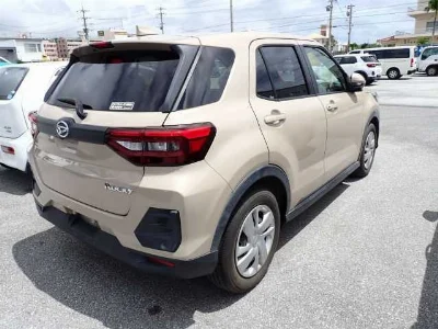 DAIHATSU ROCKY