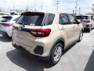 DAIHATSU ROCKY